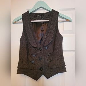 LeChateau vest